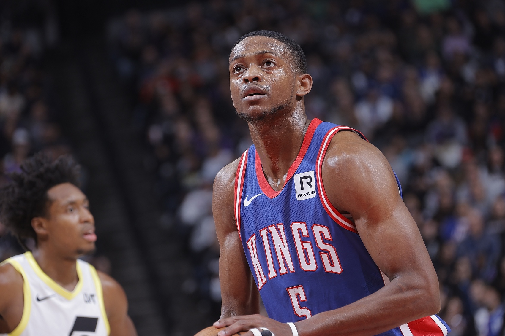  记者：猛龙&森林狼都询问了福克斯 但森林狼得到他的难度极大